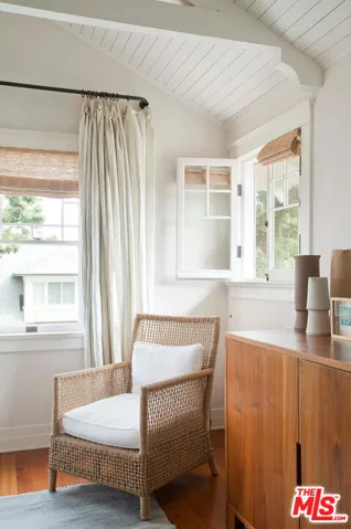 147 Fraser Avenue, Santa Monica, California 90405