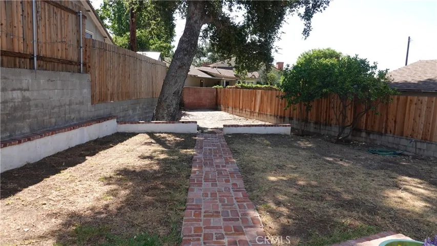 4244 Boston, Glendale, California 91214