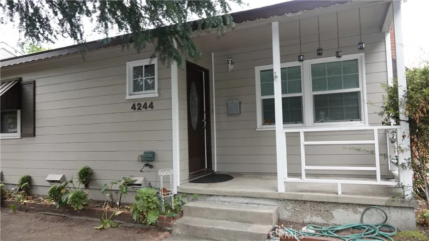 4244 Boston, Glendale, California 91214