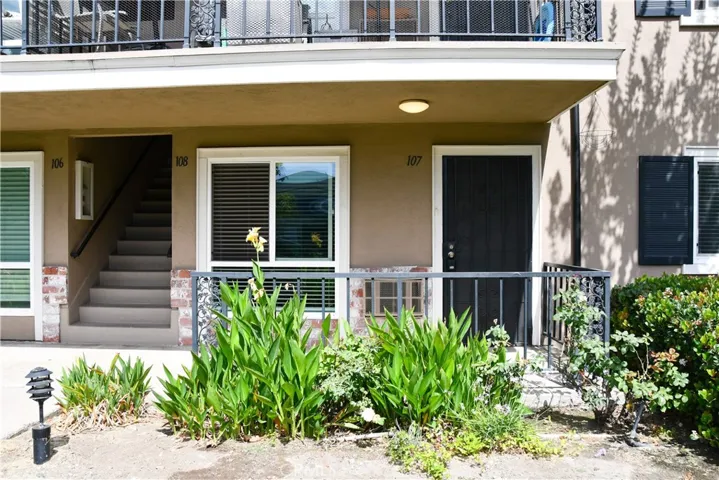 660 S Glassell, Orange, California 92866