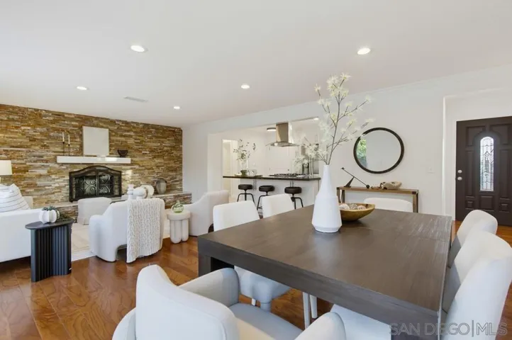 2367 Salisbury Dr, San Diego, California 92123