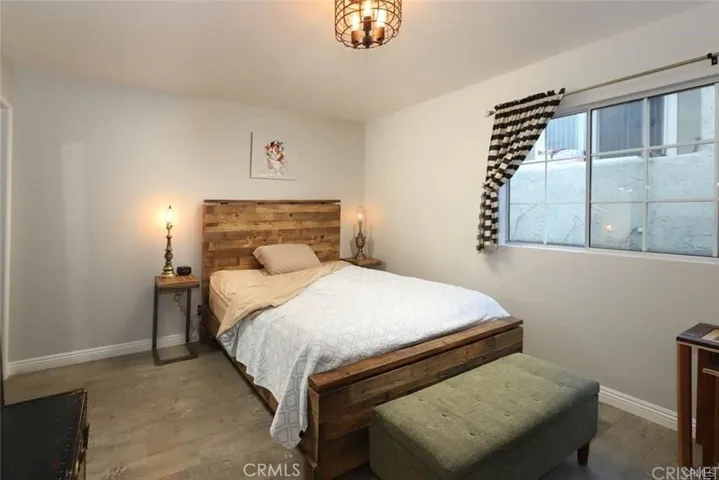 18640 Collins Street 116, Tarzana, California 91356