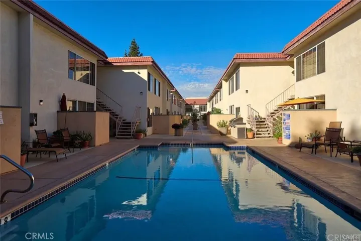 18640 Collins Street 116, Tarzana, California 91356