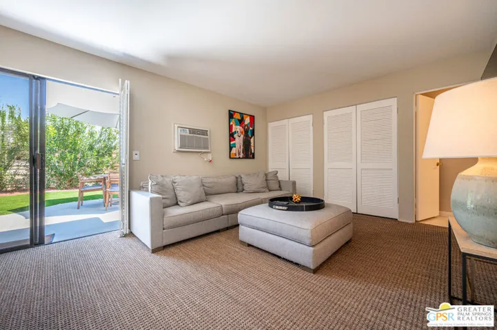 566 N Sunset Way, Palm Springs, California 92262