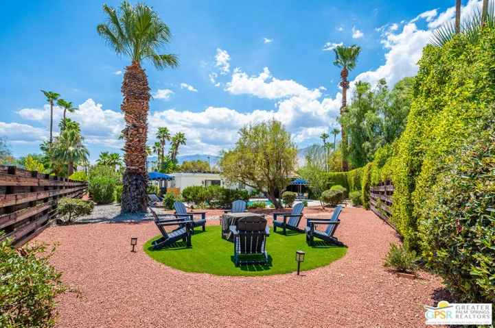 566 N Sunset Way, Palm Springs, California 92262