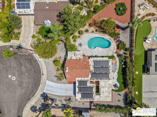566 N Sunset Way, Palm Springs, California 92262