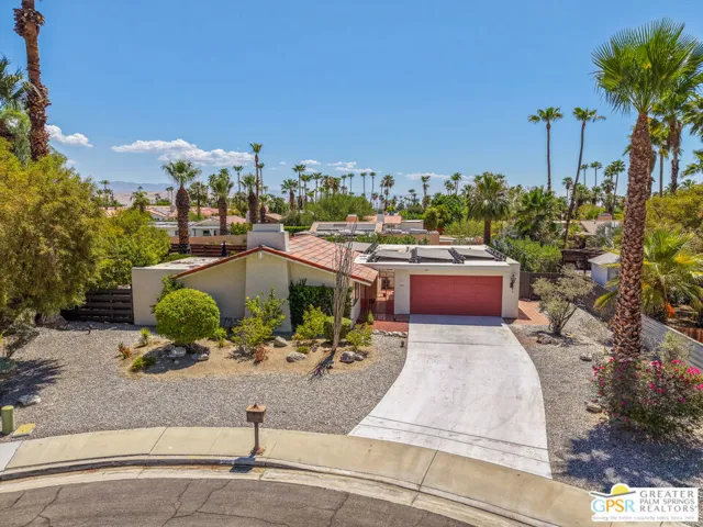566 N Sunset Way, Palm Springs, California 92262