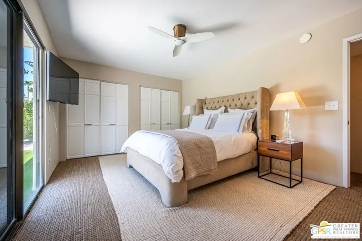 566 N Sunset Way, Palm Springs, California 92262
