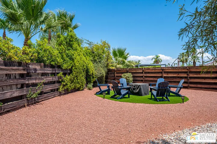566 N Sunset Way, Palm Springs, California 92262
