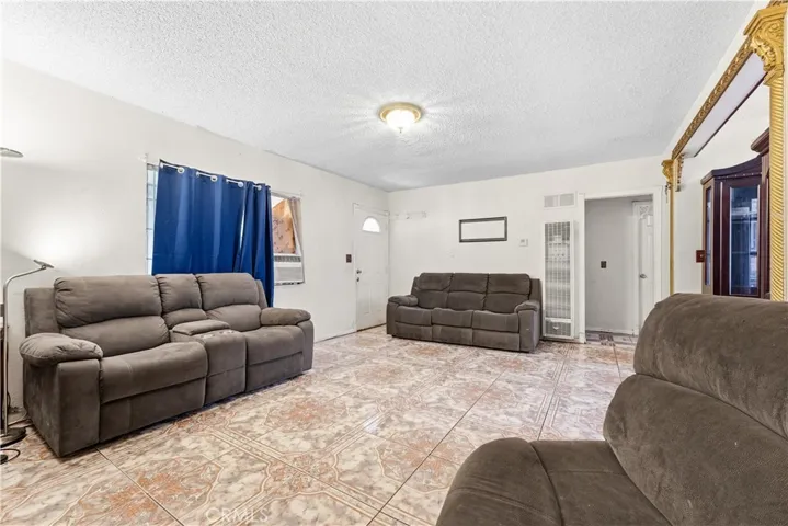 12375 Poinsettia, El Monte, California 91732