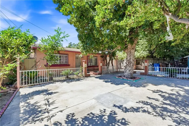 12375 Poinsettia, El Monte, California 91732
