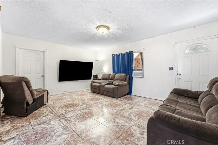 12375 Poinsettia, El Monte, California 91732