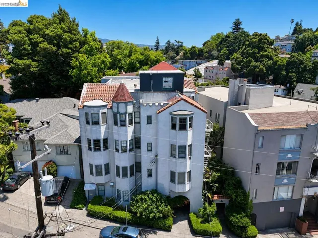 1142 Mckinley Ave, Oakland, California 94610