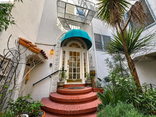 1142 Mckinley Ave, Oakland, California 94610