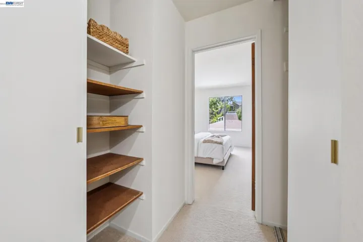 955 Shorepoint Ct 111, Alameda, California 94501