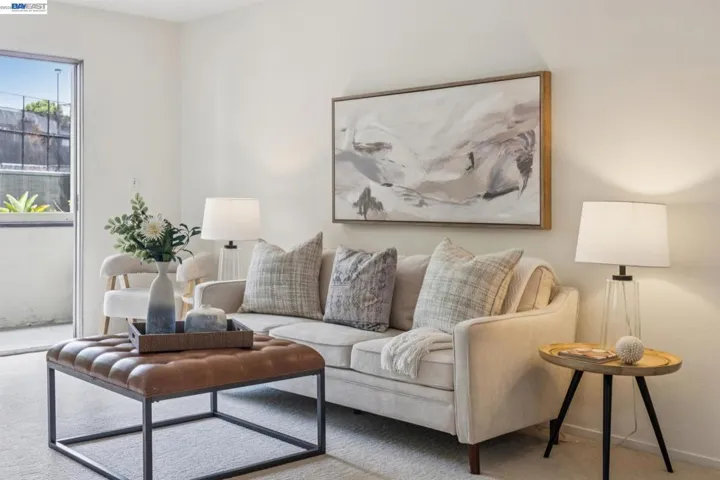 955 Shorepoint Ct 111, Alameda, California 94501