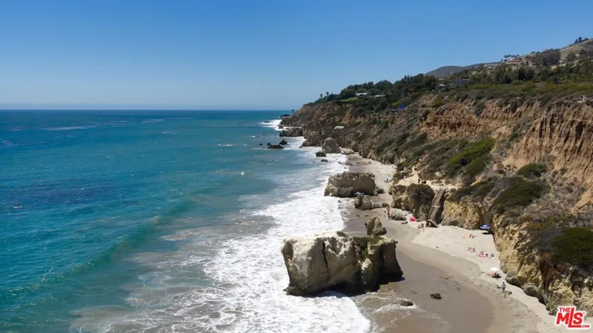 31970 Pacific Coast Highway, Malibu, California 90265