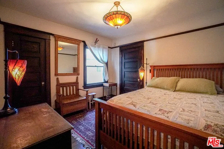 Queen bed in Master