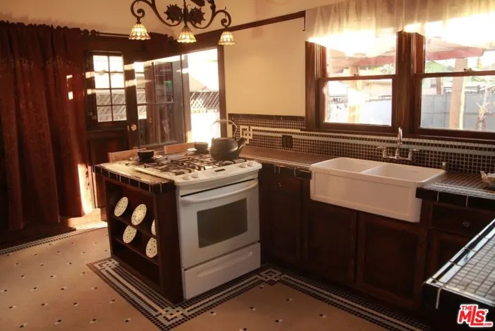 2230 Inez Street, Los Angeles, California 90023