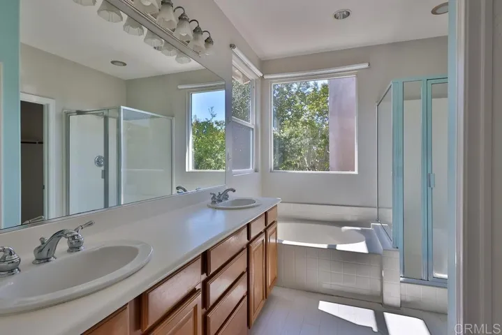 1046 Strawberry Creek Rd, Chula Vista, California 91913