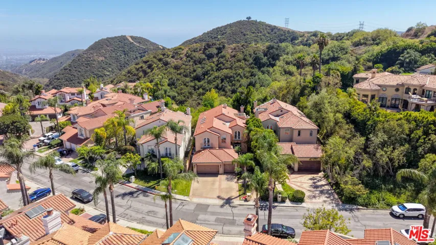 12626 Promontory Road, Los Angeles, California 90049