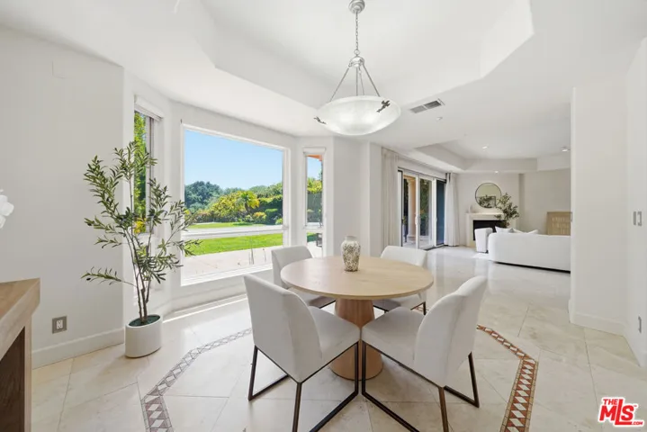 12626 Promontory Road, Los Angeles, California 90049