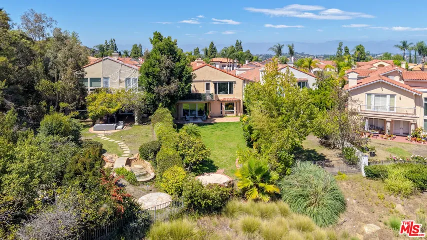 12626 Promontory Road, Los Angeles, California 90049