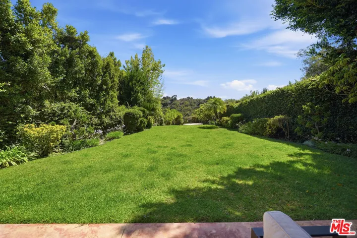 12626 Promontory Road, Los Angeles, California 90049
