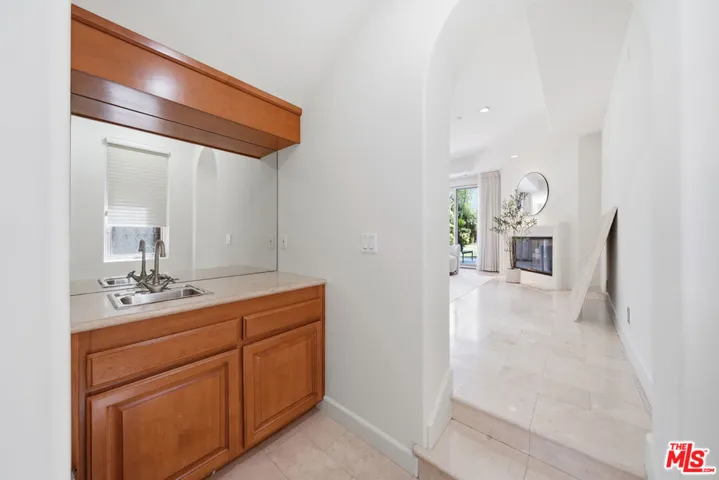 12626 Promontory Road, Los Angeles, California 90049