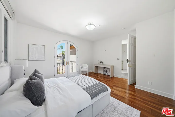 12626 Promontory Road, Los Angeles, California 90049