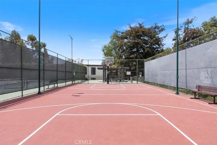 7777 W 91st, Los Angeles, California 90293