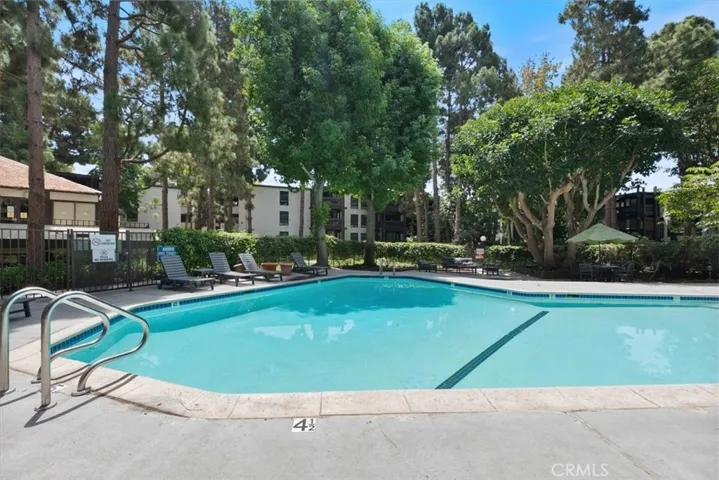 7777 W 91st, Los Angeles, California 90293