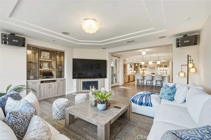 3035 Venezia, Chino Hills, California 91709
