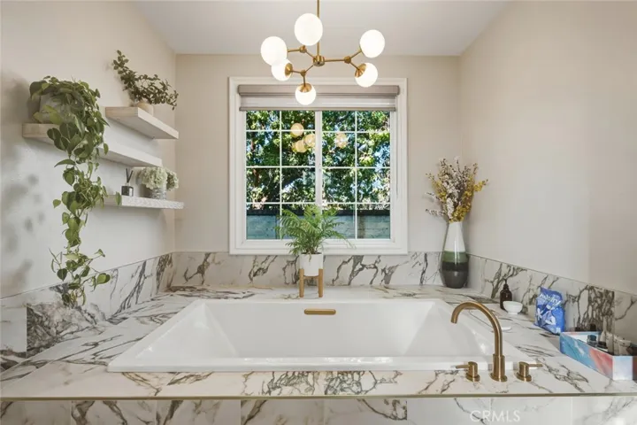 3035 Venezia, Chino Hills, California 91709