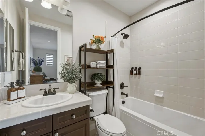 3035 Venezia, Chino Hills, California 91709