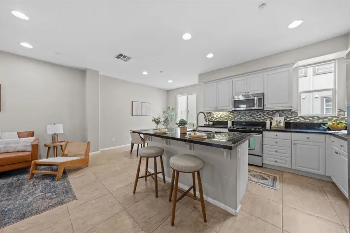 2491 Antlers Way, San Marcos, California 92078