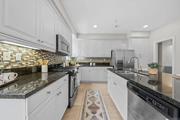 2491 Antlers Way, San Marcos, California 92078