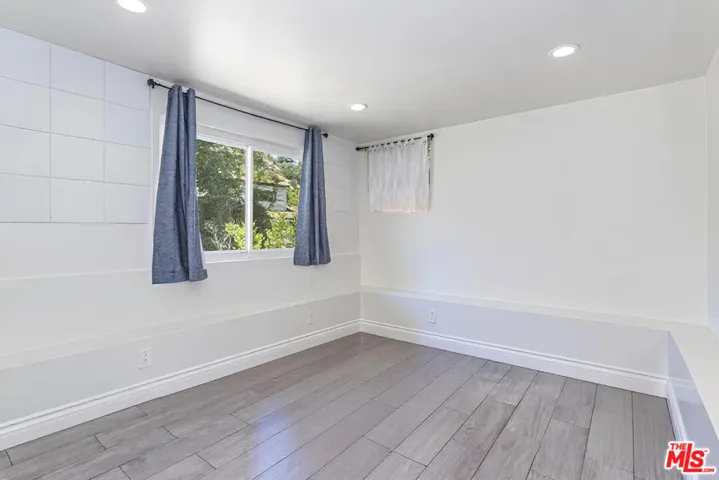 8876 Wonderland Avenue, Los Angeles, California 90046