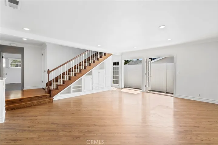 508 Redlands Avenue, Newport Beach, California 92663