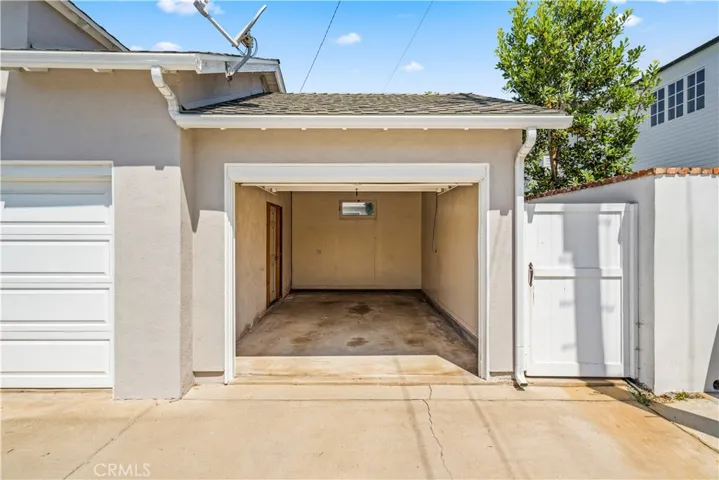 508 Redlands Avenue, Newport Beach, California 92663