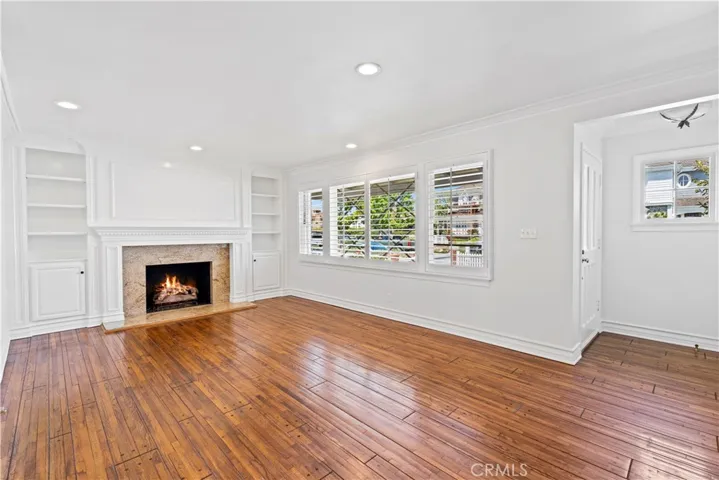 508 Redlands Avenue, Newport Beach, California 92663