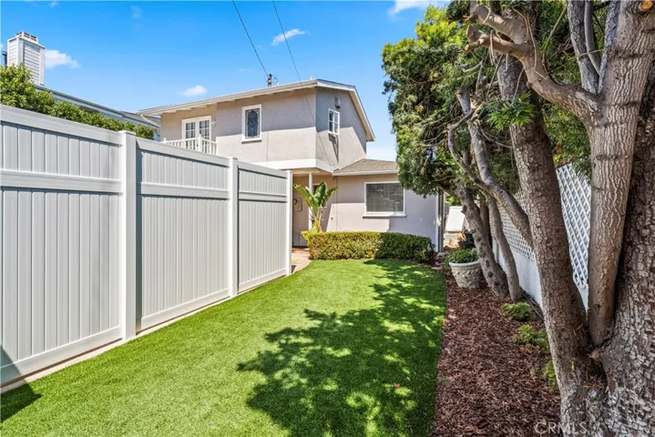 508 Redlands Avenue, Newport Beach, California 92663
