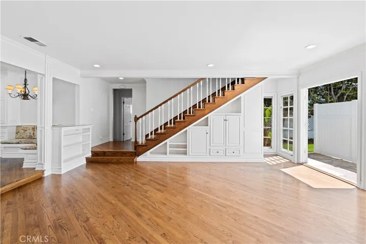508 Redlands Avenue, Newport Beach, California 92663