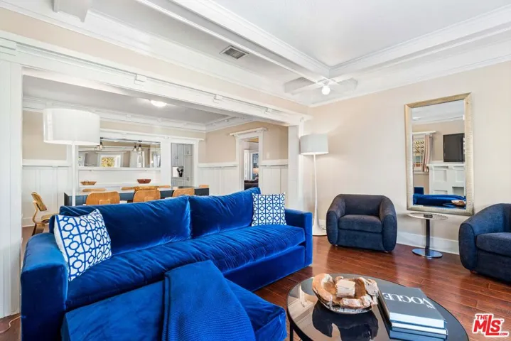 607 N Gramercy Place, Los Angeles, California 90004
