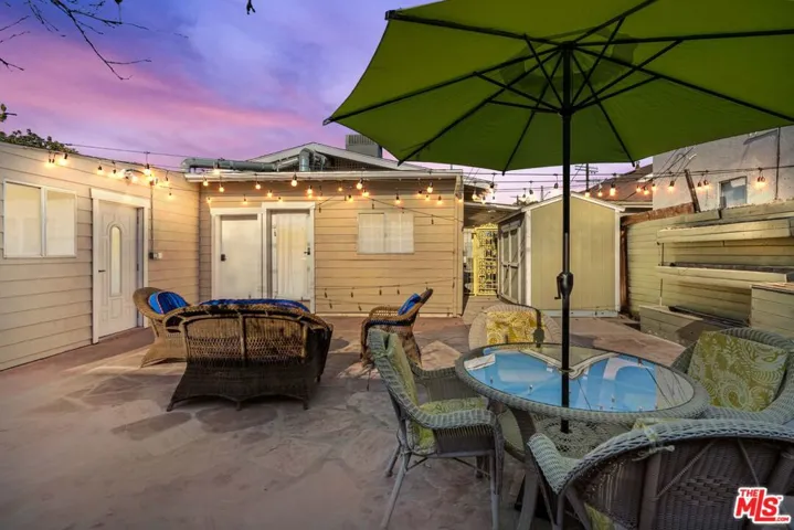 607 N Gramercy Place, Los Angeles, California 90004