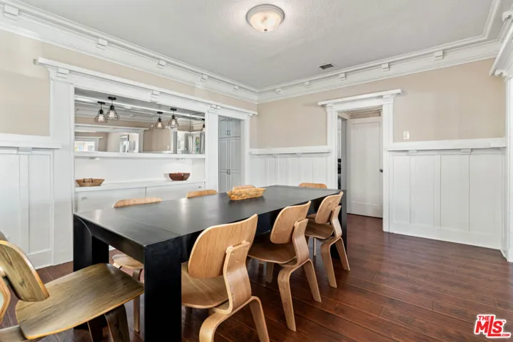 607 N Gramercy Place, Los Angeles, California 90004
