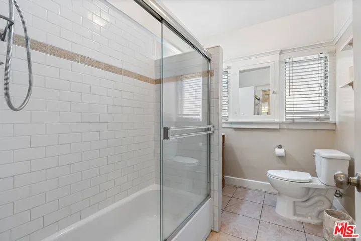 607 N Gramercy Place, Los Angeles, California 90004