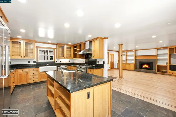 26929 Palomares Rd, Castro Valley, California 94552