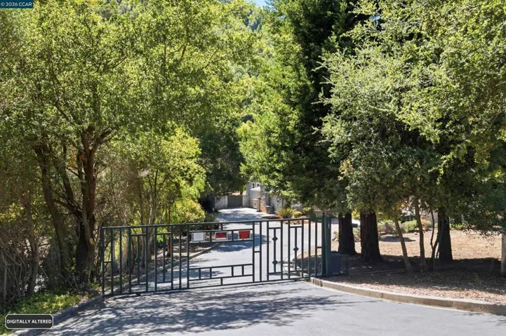 26929 Palomares Rd, Castro Valley, California 94552