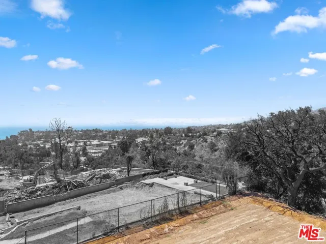1225 Rimmer Avenue, Pacific Palisades, California 90272